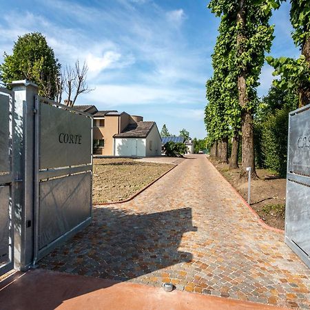 Agriturismo Corte Casello Gazoldo degli Ippoliti Bagian luar foto