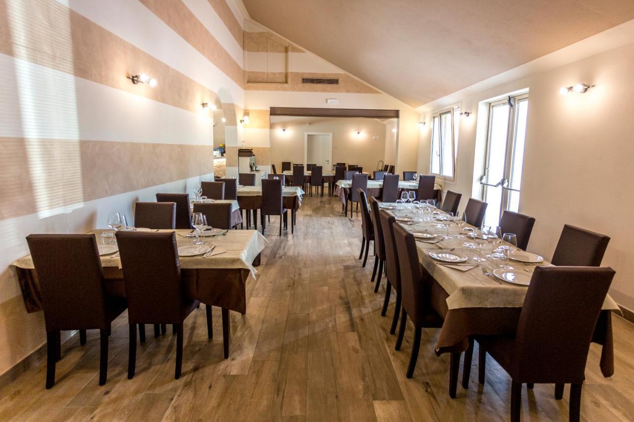 Agriturismo Corte Casello Gazoldo degli Ippoliti Bagian luar foto