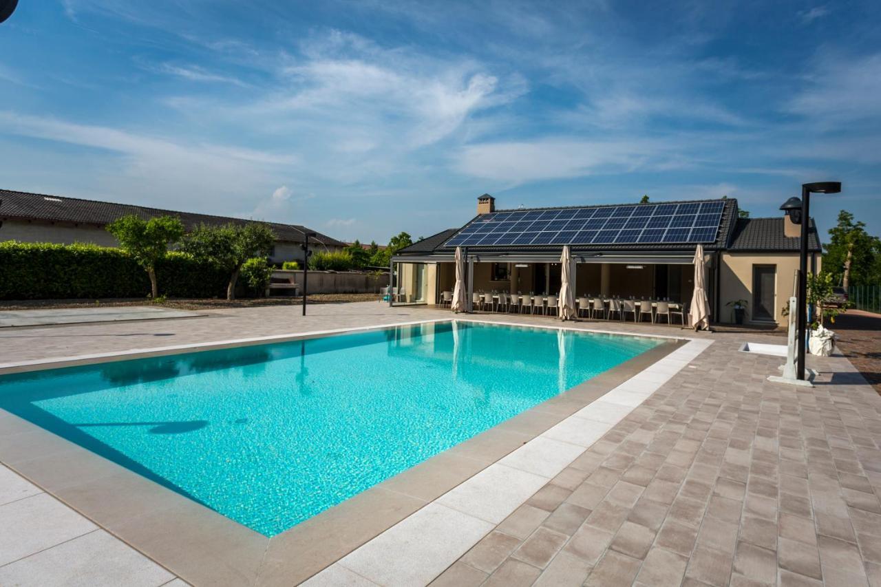 Agriturismo Corte Casello Gazoldo degli Ippoliti Bagian luar foto